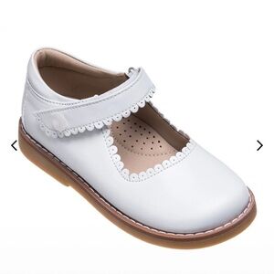 Elephantito Girl's Scalloped Leather Mary Jane, Toddler Size 7 RETAIL $80
